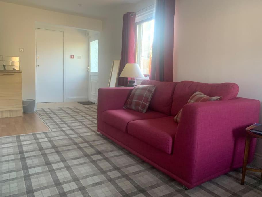 Inverness City Studio Apartment Sleeps 2 Dalneigh Exterior photo