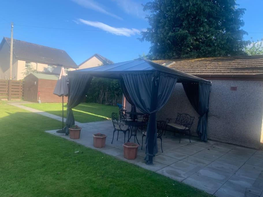 Inverness City Studio Apartment Sleeps 2 Dalneigh Exterior photo